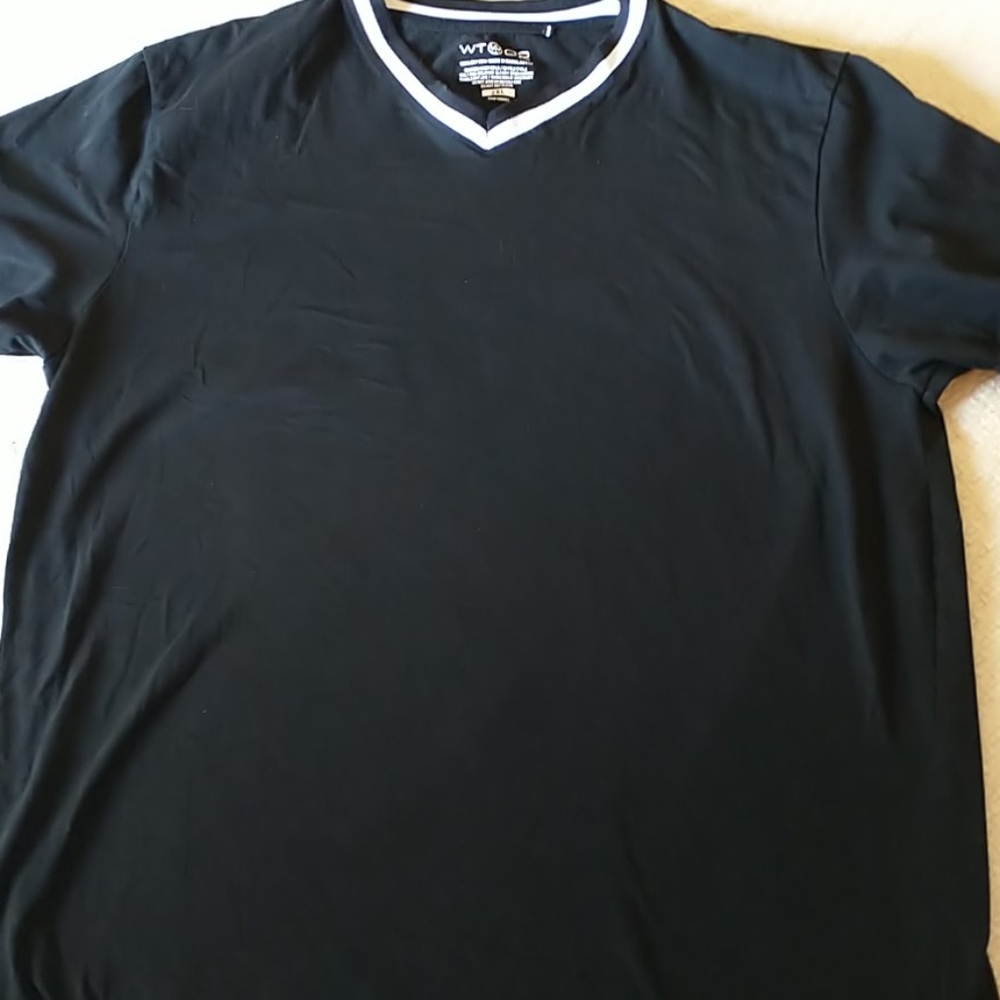 Men's v-neck shirt